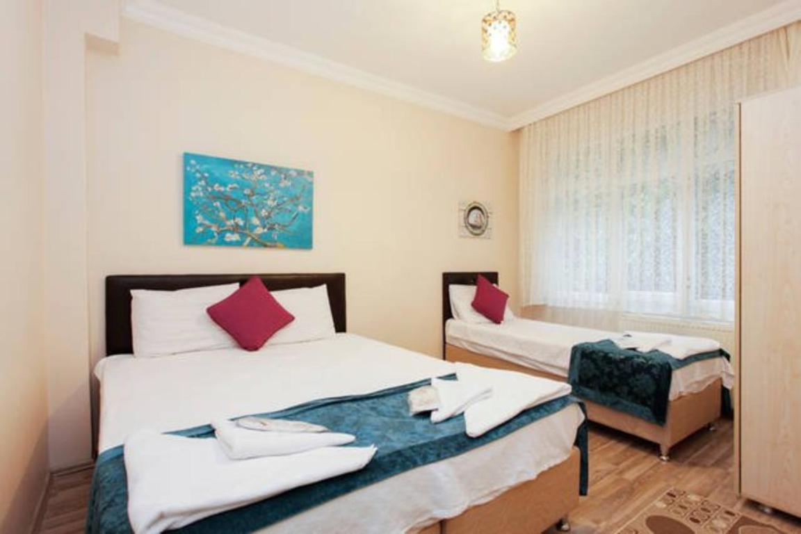 Divan Wooden Guesthouse Istanbul Exterior photo
