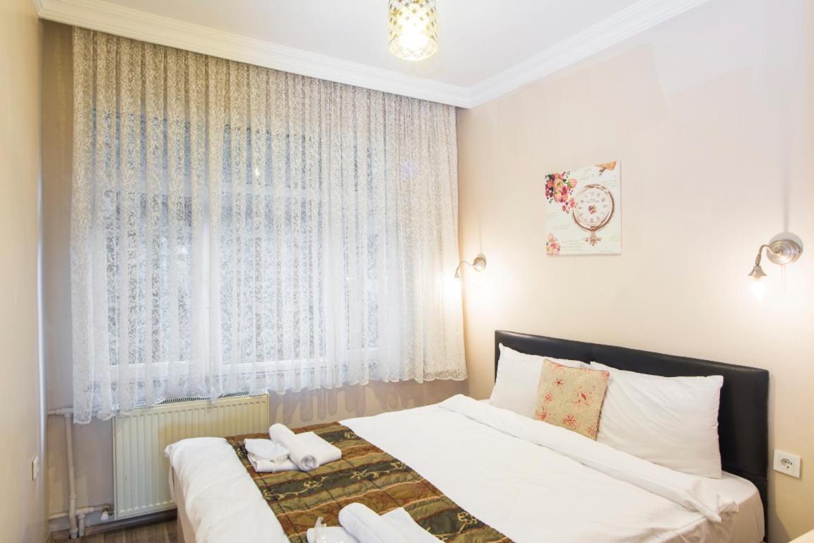 Divan Wooden Guesthouse Istanbul Exterior photo